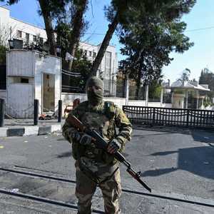 قيادة الفصائل السورية تأمر مقاتليها بالانسحاب من المدن