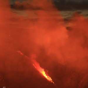 سماء ماليبو صبغت باللون الأحمر