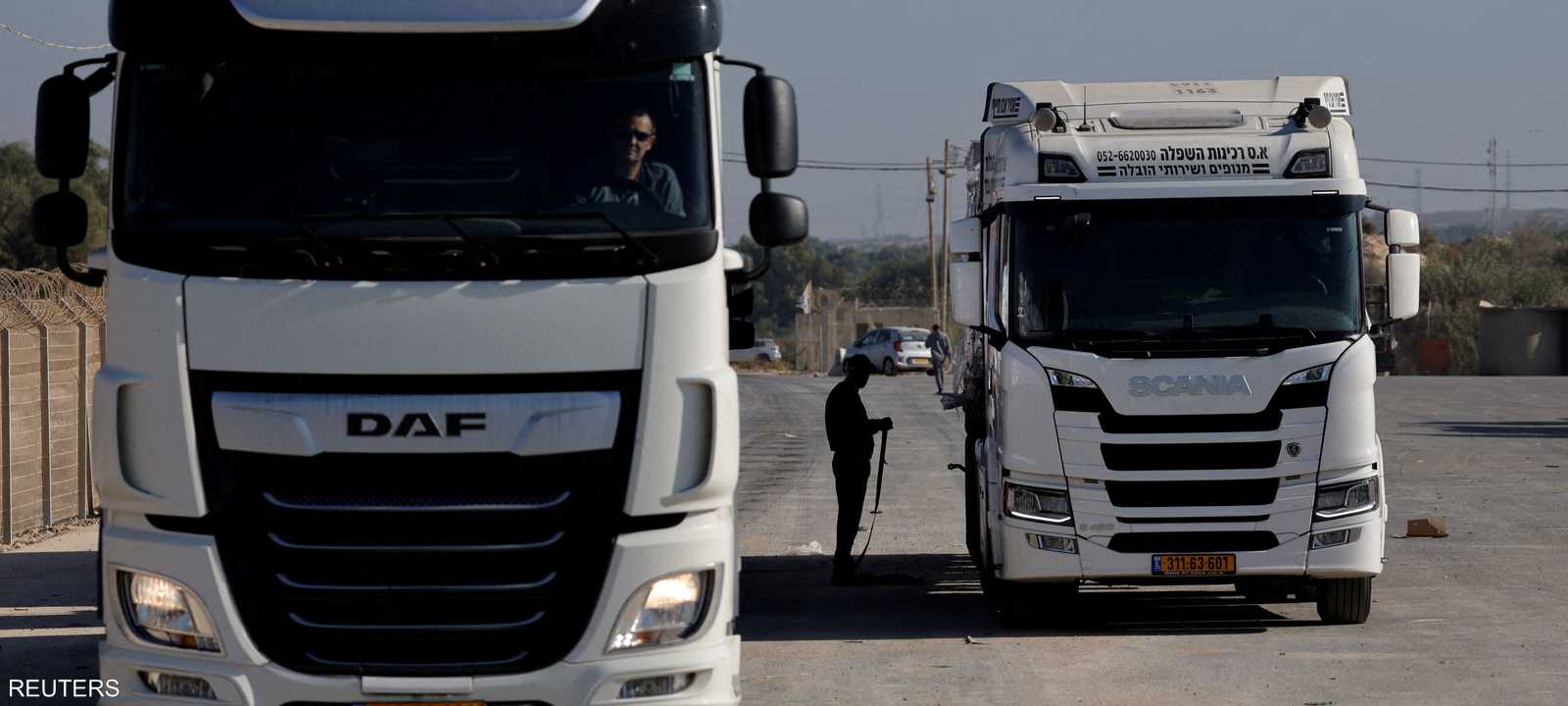 شاحنات مساعدات متجهة إلى قطاع غزة