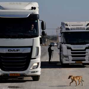 شاحنات مساعدات متجهة إلى قطاع غزة