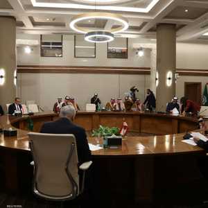 اجتماع العقبة يطالب بعملية سياسية يقودها السوريون