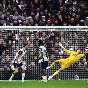 أرشيفية لمباراة في الدوري الإنجليزي