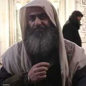 نشأ فتحي في إيران حيث بدأ دراسته الدينية في مساجد مهاباد