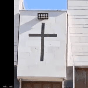 هاجم مسلحون، الأربعاء، مطرانية للروم الأرثوذكس