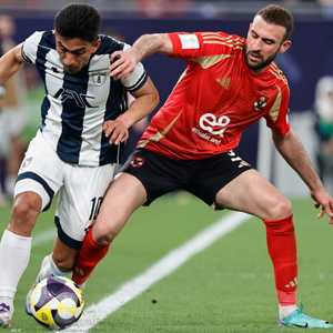 عمر كمال لاعب الأهلي المصري