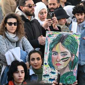 حثت المسؤولة الحكومة الحالية على مواصلة تمكين النساء