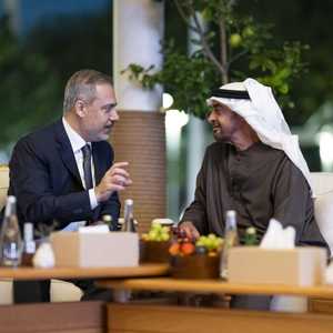 رئيس دولة الإمارات ووزير الخارجية التركي