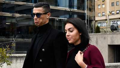 أرشيفية لرونالدو وصديقته جورجينا رودريغيز