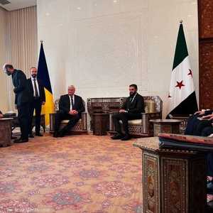 صورة متداولة للقاء الشرع بالوفد الأوكراني