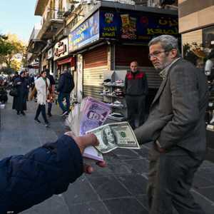 الدولارات المزيفة تنتشر بقوة في العاصمة السورية