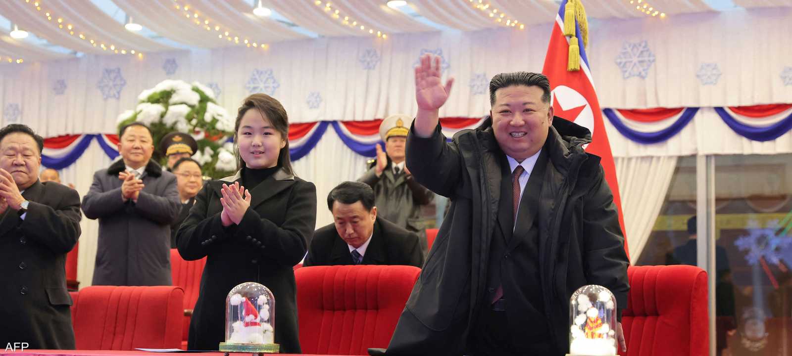 زعيم كوريا الشمالية كيم جونغ أون وابنته جو إي