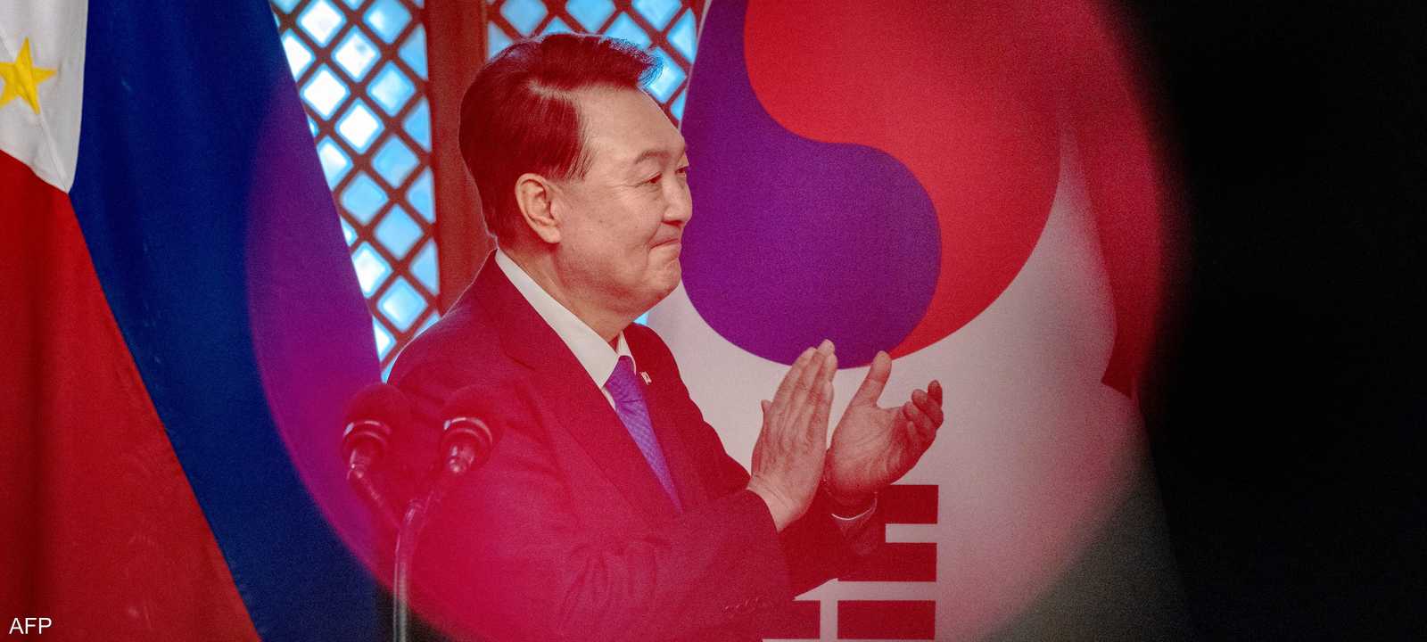 يون سو كيول في قلب الأزمة