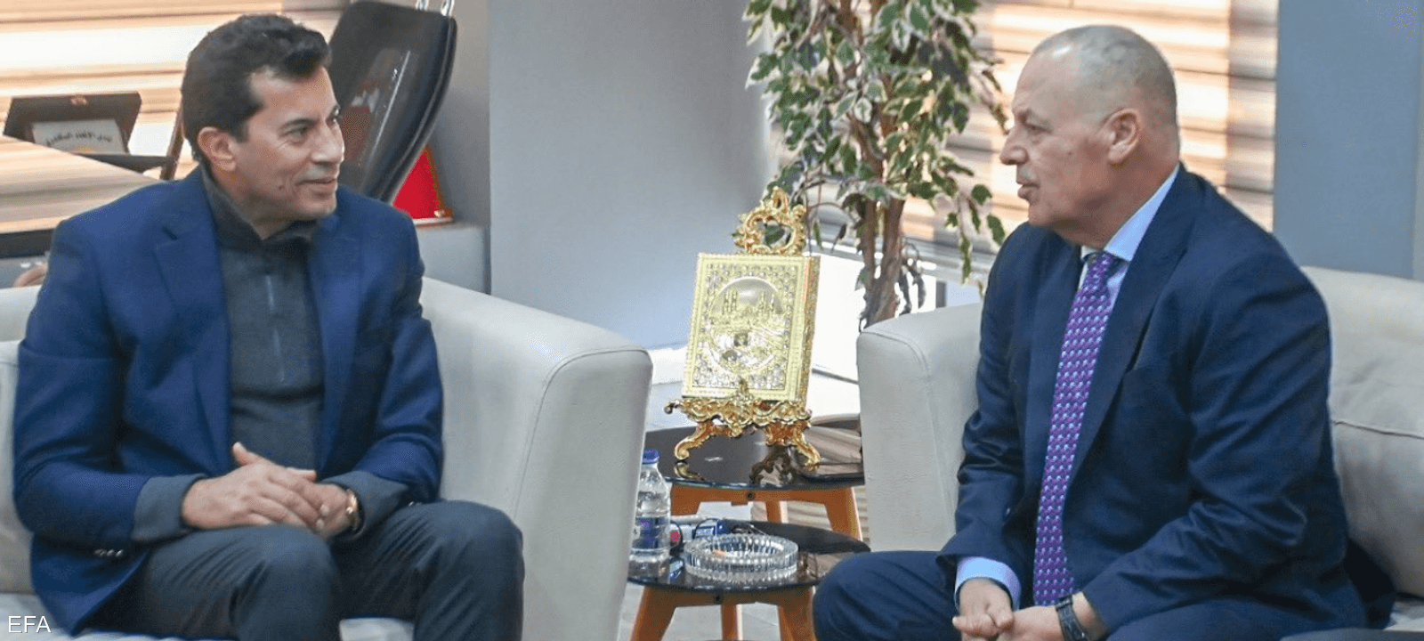 لقاء وزير الرياضة المصري مع رئيس اتحاد الكرة