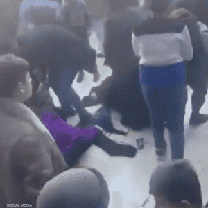 تدافع داخل المسجد الأموي