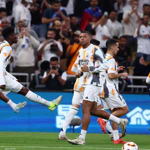لاعبو ريال مدريد قبل المباراة