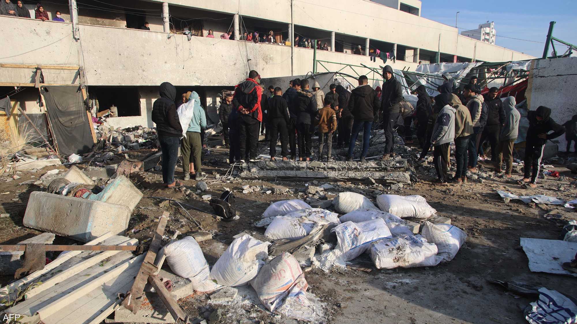 إسرائيل شنت غارات مكثفة على مناطق عدة بقطاع غزة