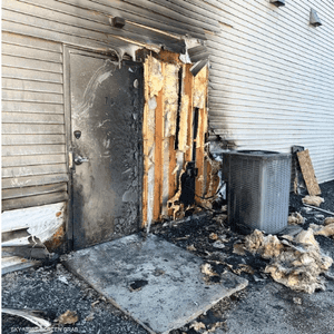 الأضرار التي خلفها الحريق