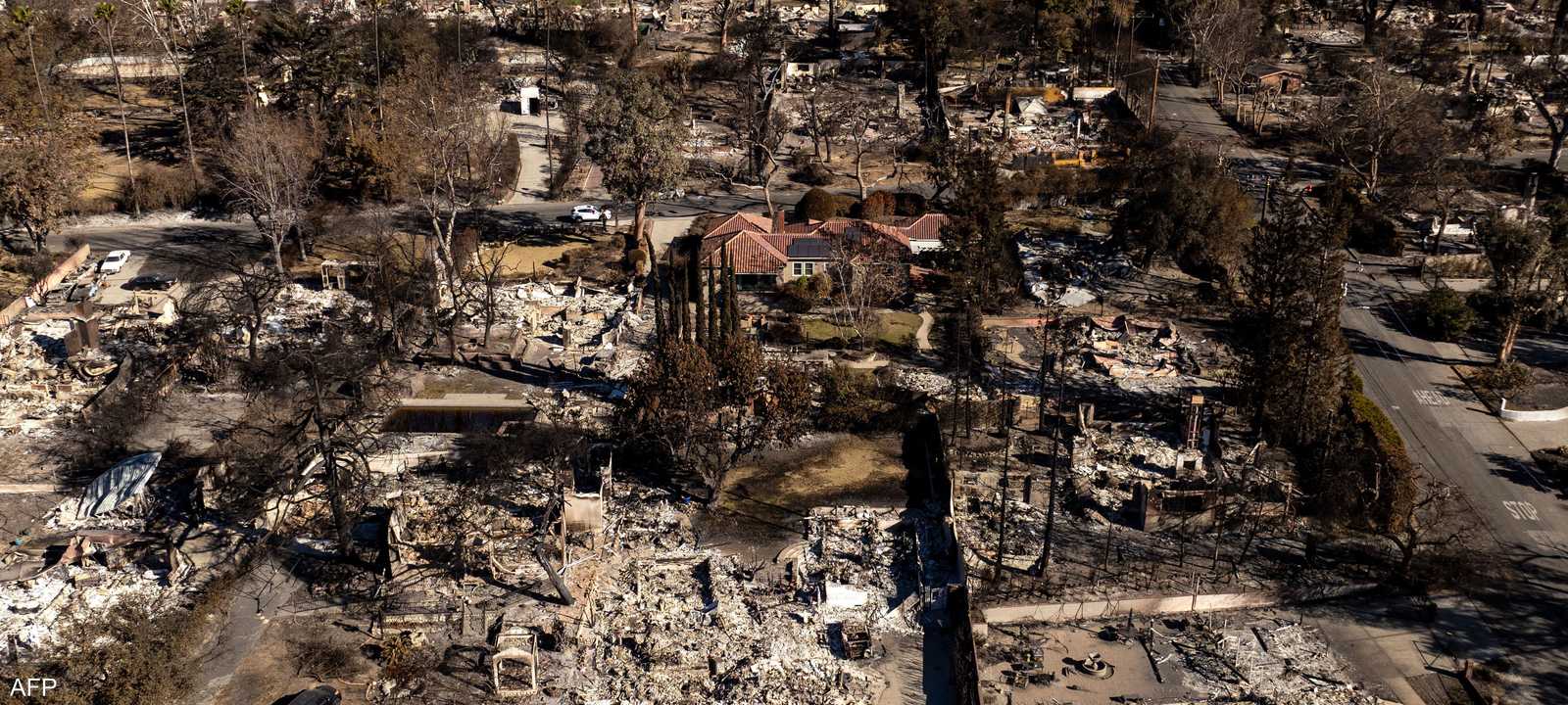 لوس أنجلوس تشهد حرائق غير مسبوقة منذ عقود