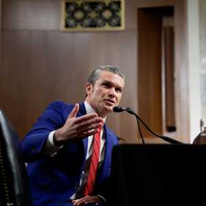 سلوك هيغسيث أثار جدلا في الأوساط الأميركية