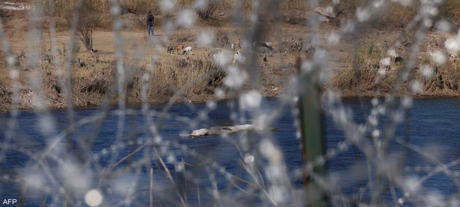 طائرتان أميركيتان تقلان مهاجرين مرحلين تصلان غواتيمالا
