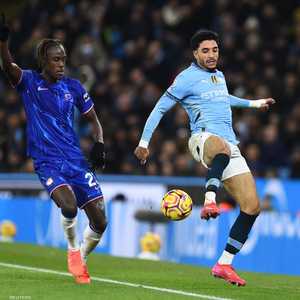 أول ظهور لمرموش في الدوري الإنجليزي مع مانشستر سيتي