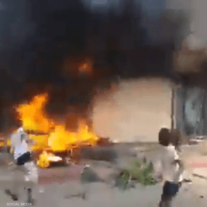 تمت السيطرة عل الحريق في وقت لاحق