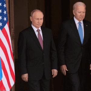 جو بايدن وفلاديمير بوتين