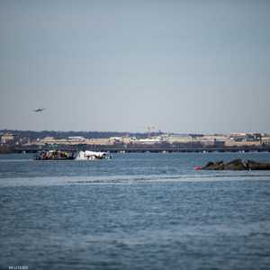 الغواصون يهدفون إلى مواصلة "الانتشال"