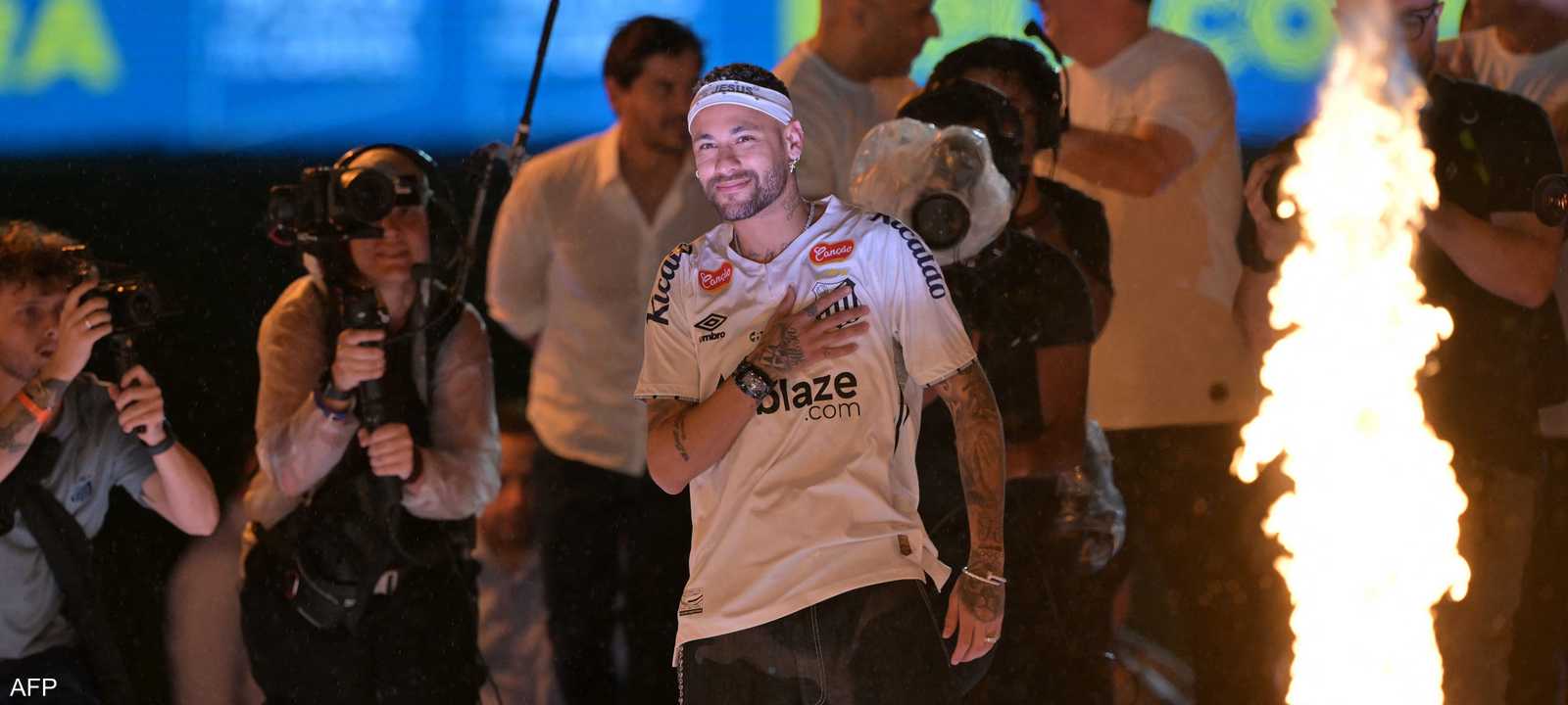 نيمار عاد إلى سانتوس بعد رحلة غير موفقة مع الهلال السعودي