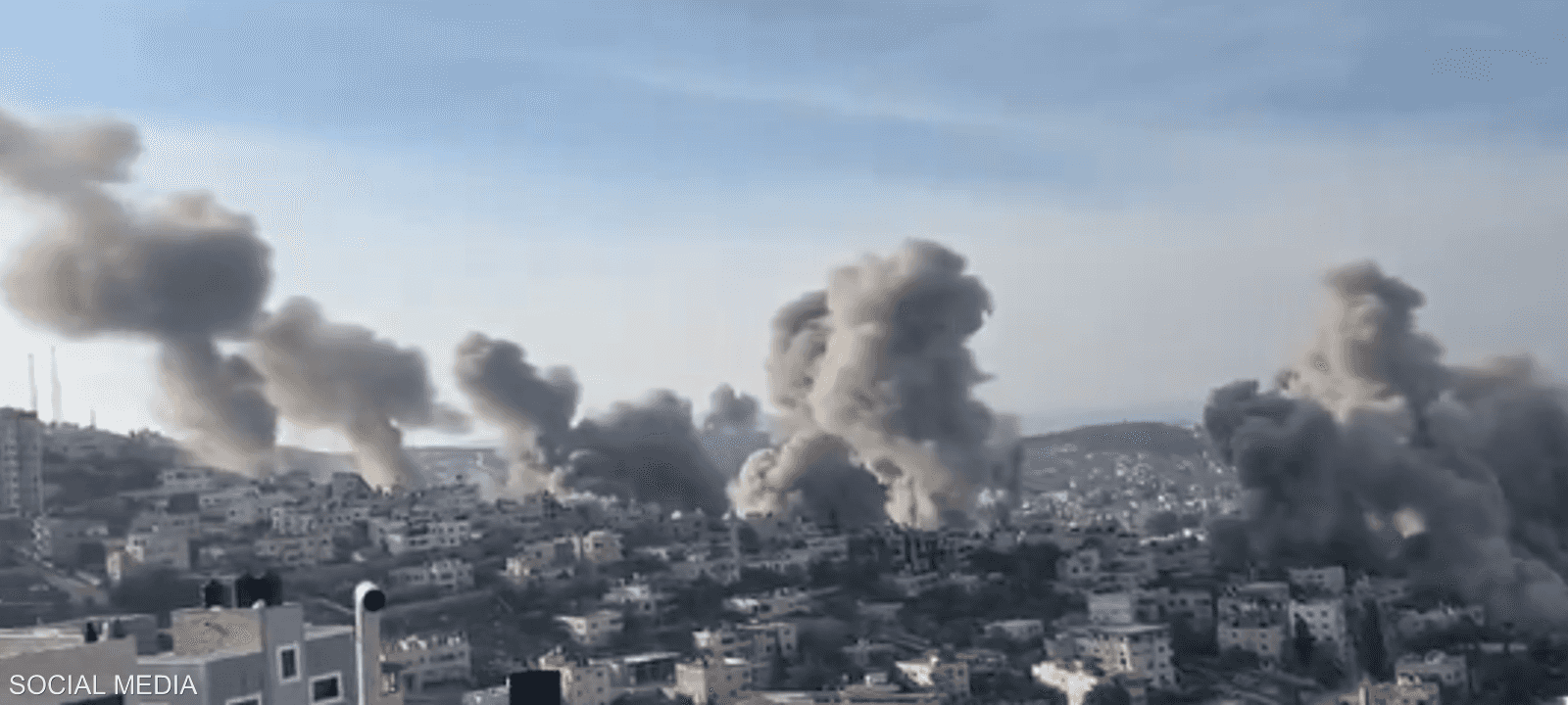 لحظة تفجير المباني في جنين