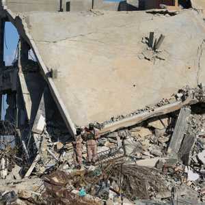 عنصران من حماس في قطاع غزة