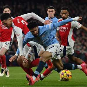 المصري عمر مرموش فشل في تشكيل خطورة على شباك أرسنال