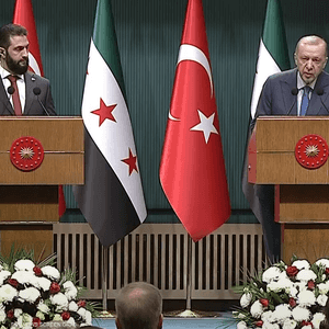 أحمد الشرع ورجب طيب أردوغان خلال مؤتمر صحفي