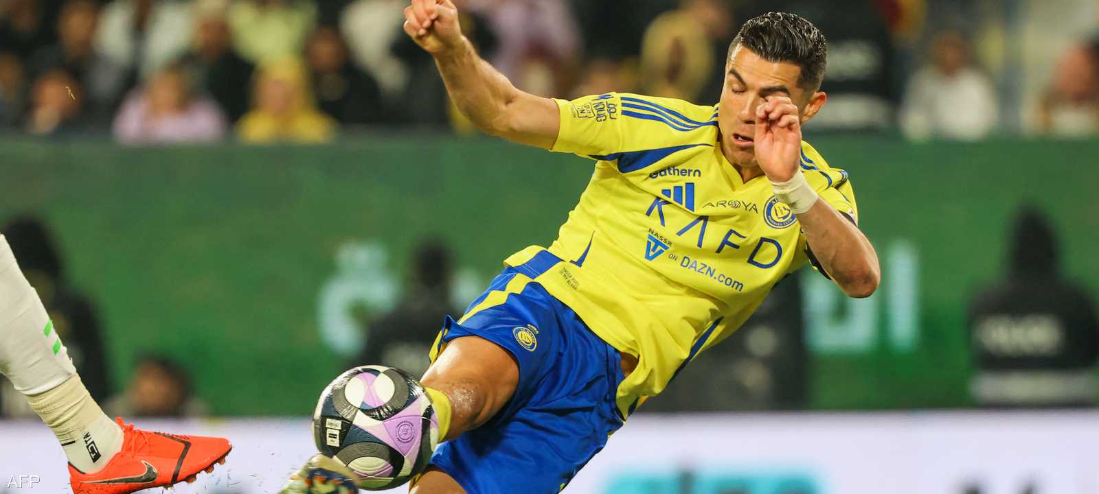 رونالدو يحتفل بعيد ميلاده الأربعين