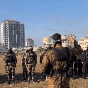 حماس تجند عناصر جديدة للقتال في صفوفها