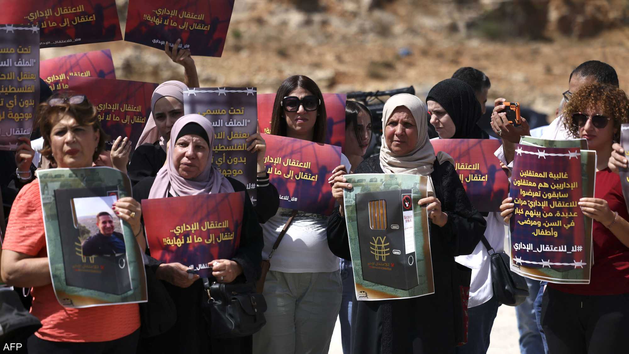 فلسطينات يطالبن بإطلاق سراح ذويهم من سجون إسرائيل