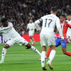 لحظة الخطأ على تشوميني