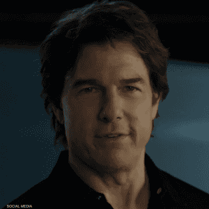 أشار البعض إلى أن وجه توم كروز بدا "مشدودا" بشكل غير طبيعي