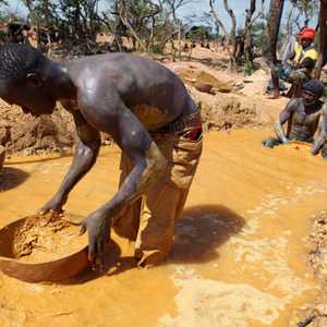 المناجم غير المرخصة تنتشر في مالي