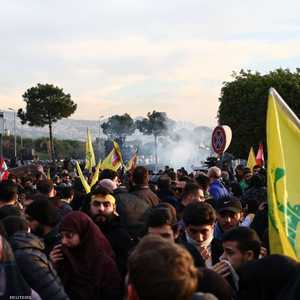 احتجاجات مناصرين لحزب الله قرب مطار بيروت