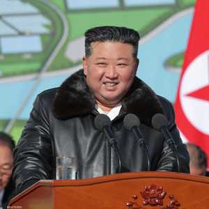 زعيم كوريا الشمالية كيم جونغ أون