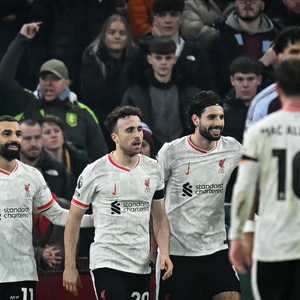 ليفربول لا يزال في الصدارة رغم التعادل