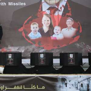 حماس سلمت جثث 4 رهائن الخميس