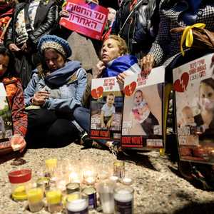 تسليم حماس جثة المحتجزة شيري إلى الصليب الأحمر