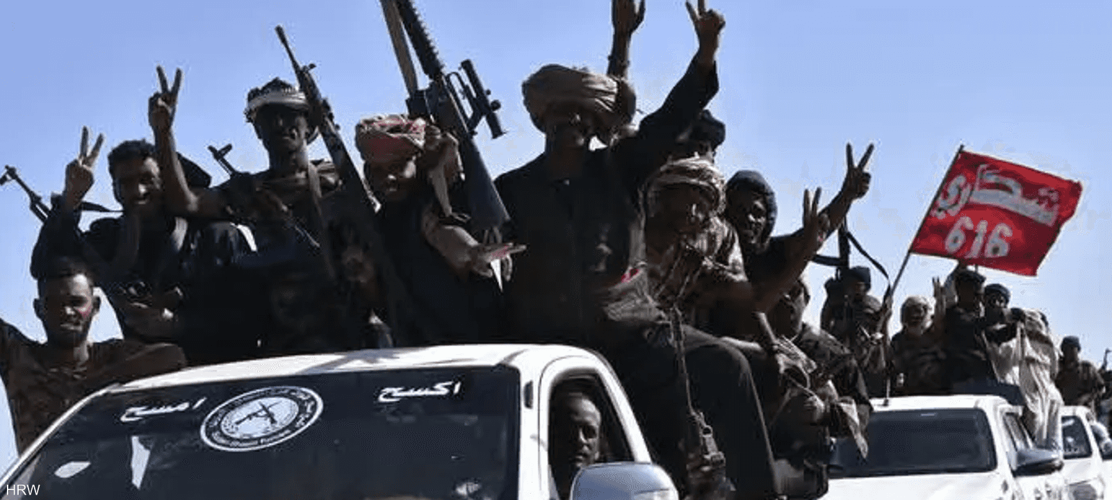 شاحنة تحمل عناصر من "قوات درع السودان"