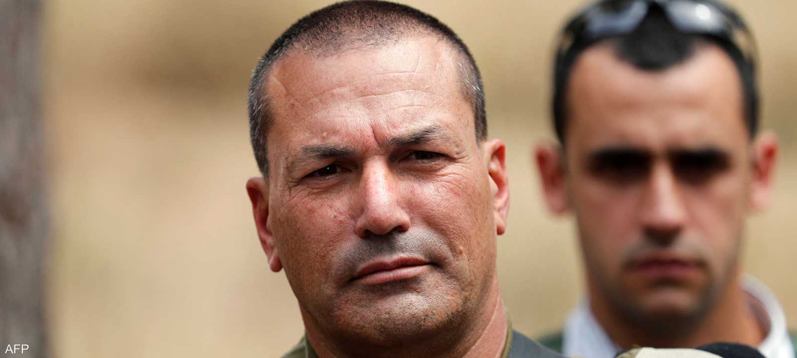 إيال زامير عندما كان قائدا للجبهة الجنوبية