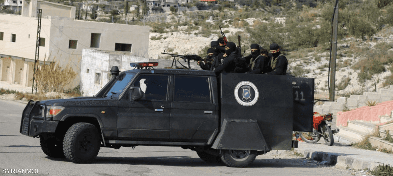 عناصر من الأمن السوري