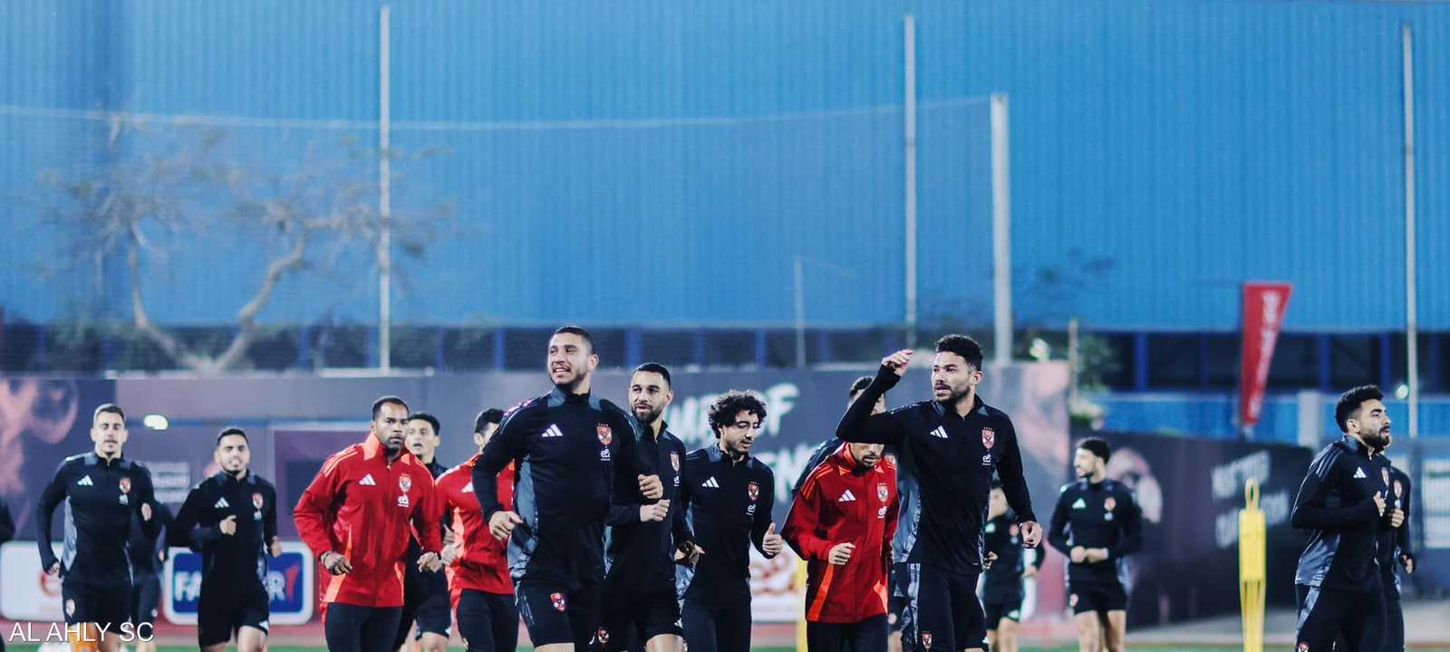 الأهلي يواجه الزمالك الثلاثاء