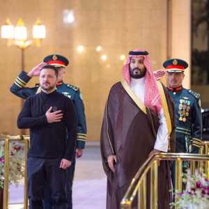 ولي العهد السعودي لدى استقباله الرئيس الأوكراني