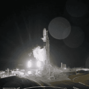 لحظة إطلاق "اتحاد سات"